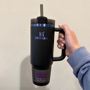 Stanley Black Chroma 30oz